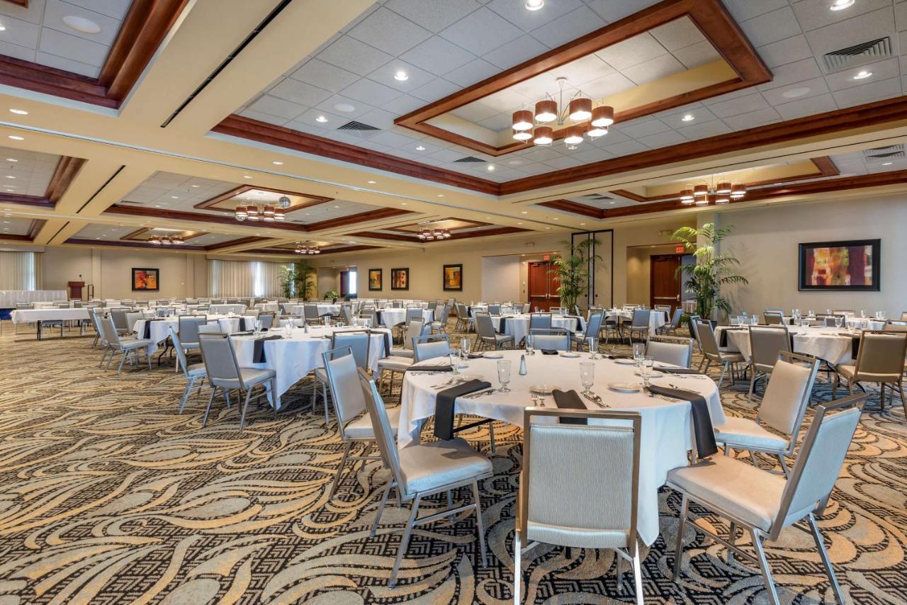 Hotel Western Hotel&conference Center 3*