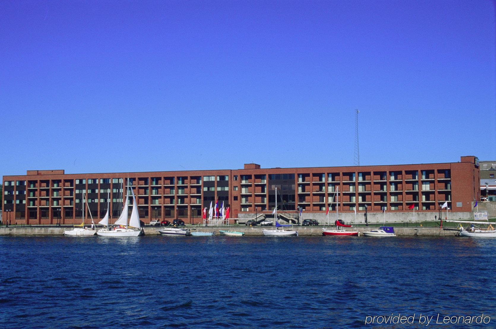 Western Hotel&conference Center 3* Oswego